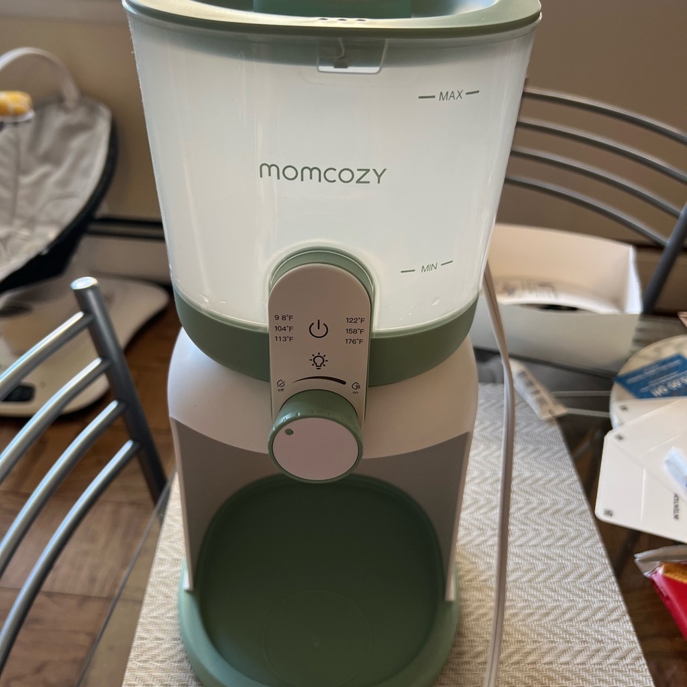 Momcozy Green Baby Water Warmer